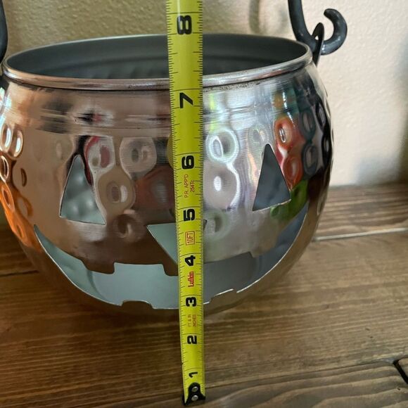 Hammered Metal Large Silver Pumpkin - Picture 10 of 16